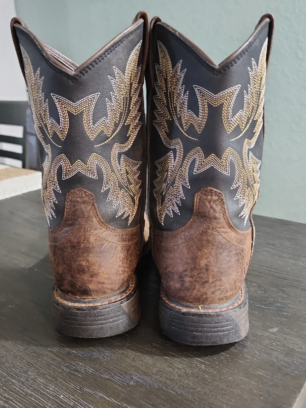Boys Ariat  Leather Boots with Embroidered Black Shaft